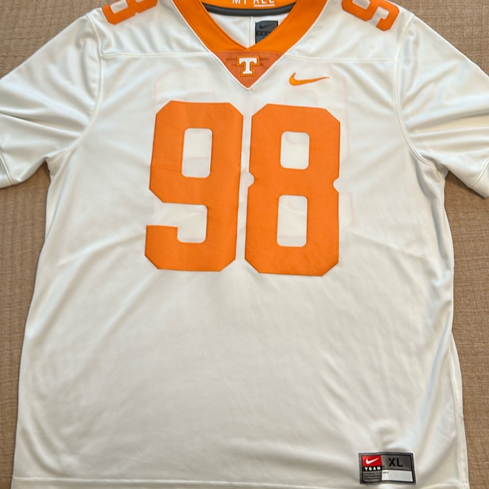 Tennessee Vols Men’s Nike Jersey